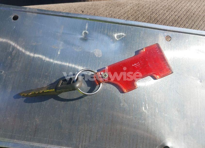 Photo 11 of 1996 Chevrolet Gmt-400 K1500 (VIN 1GCEK19R8TE260113)