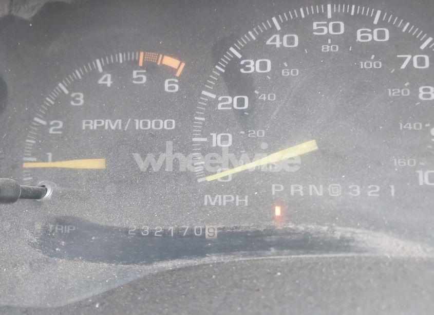 Photo 7 of 1996 Chevrolet Gmt-400 K1500 (VIN 1GCEK19R8TE260113)