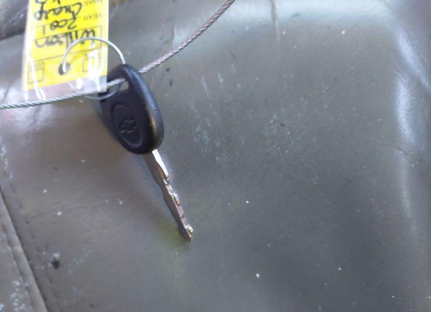 Photo 11 of 2001 Chevrolet Silverado 1500 LT (VIN 1GCEK19T01E124339)