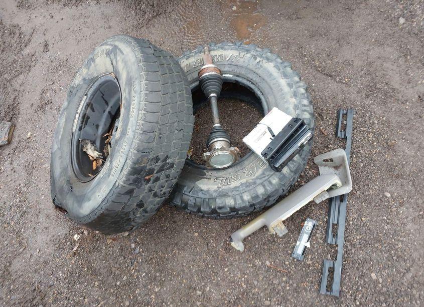 Photo 12 of 2002 Chevrolet Silverado 1500 LT (VIN 1GCEK19T02E290829)