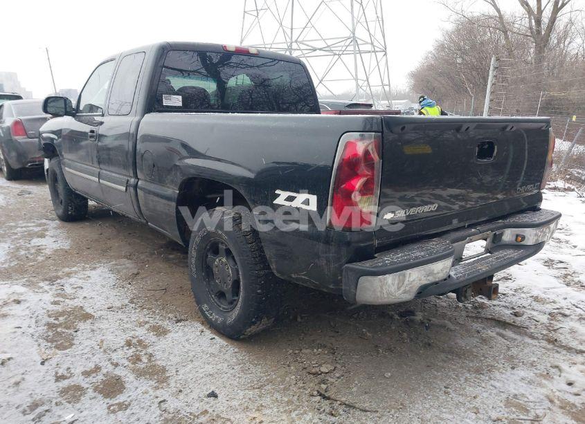 Photo 3 of 2004 Chevrolet Silverado 1500 Z71 (VIN 1GCEK19T04E206172)