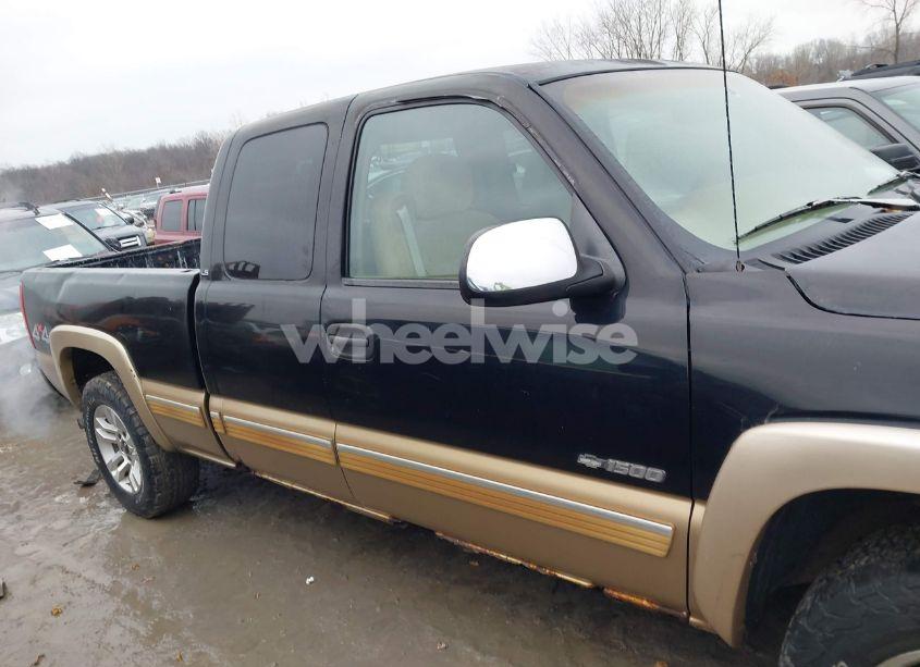 Photo 13 of 1999 Chevrolet Silverado 1500 LS (VIN 1GCEK19T0XE115892)
