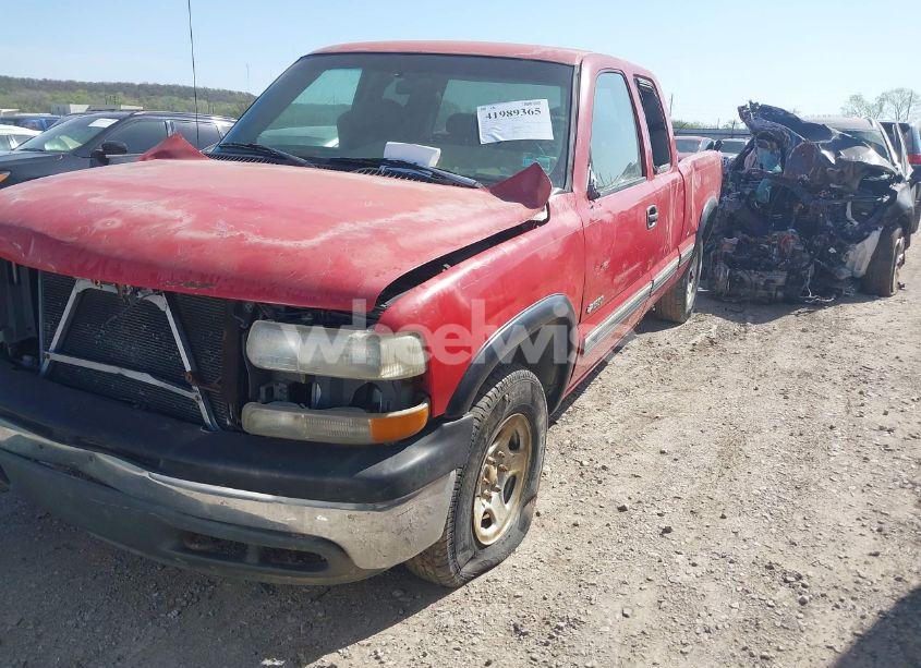 Photo 2 of 1999 Chevrolet Silverado 1500 LS (VIN 1GCEK19T0XZ143412)