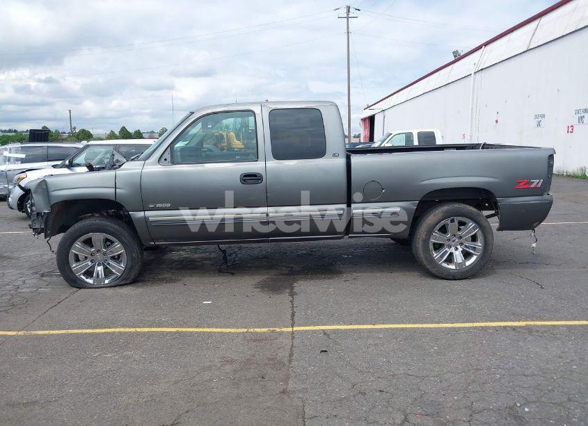 Photo 14 of 2000 Chevrolet Silverado 1500 LS (VIN 1GCEK19T0YE179352)