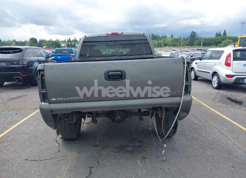 Photo 16 of 2000 Chevrolet Silverado 1500 LS (VIN 1GCEK19T0YE179352)