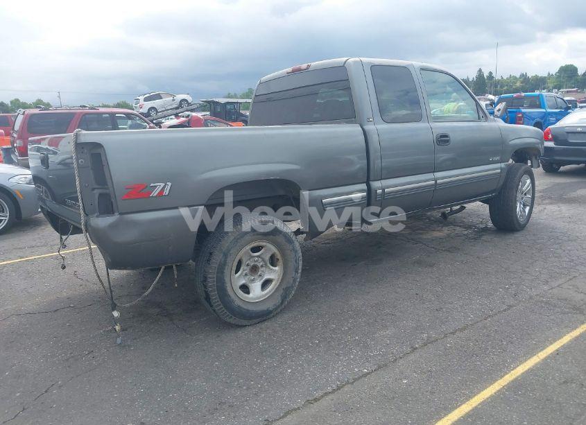 Photo 4 of 2000 Chevrolet Silverado 1500 LS (VIN 1GCEK19T0YE179352)