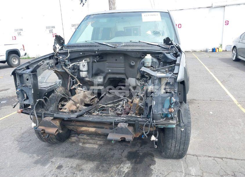 Photo 6 of 2000 Chevrolet Silverado 1500 LS (VIN 1GCEK19T0YE179352)