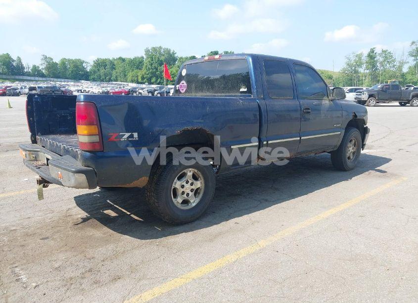 Photo 4 of 2000 Chevrolet Silverado 1500 LS (VIN 1GCEK19T0YE388896)