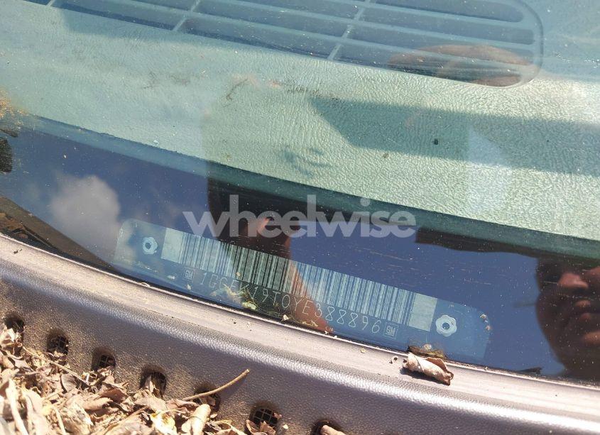 Photo 9 of 2000 Chevrolet Silverado 1500 LS (VIN 1GCEK19T0YE388896)