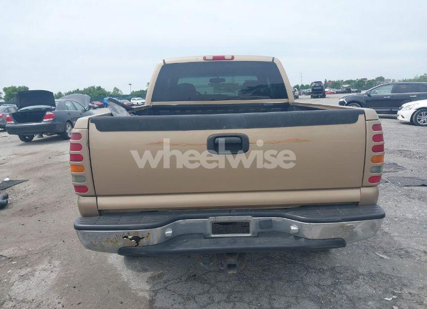 Photo 16 of 2001 Chevrolet Silverado 1500 LS (VIN 1GCEK19T11E147841)