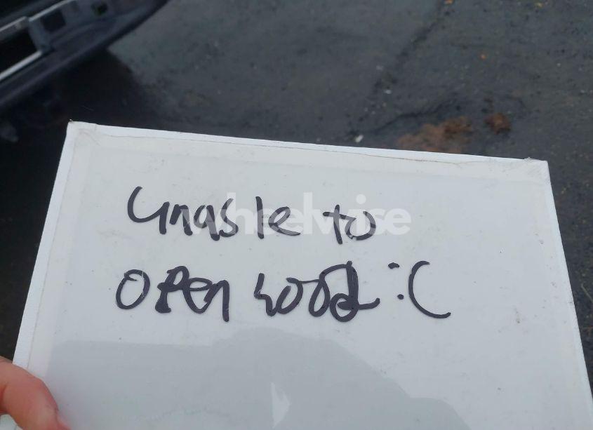 Photo 10 of 2001 Chevrolet Silverado 1500 LT (VIN 1GCEK19T11E200991)