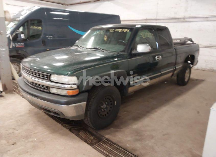 Photo 2 of 2002 Chevrolet Silverado 1500 LS (VIN 1GCEK19T12E239193)