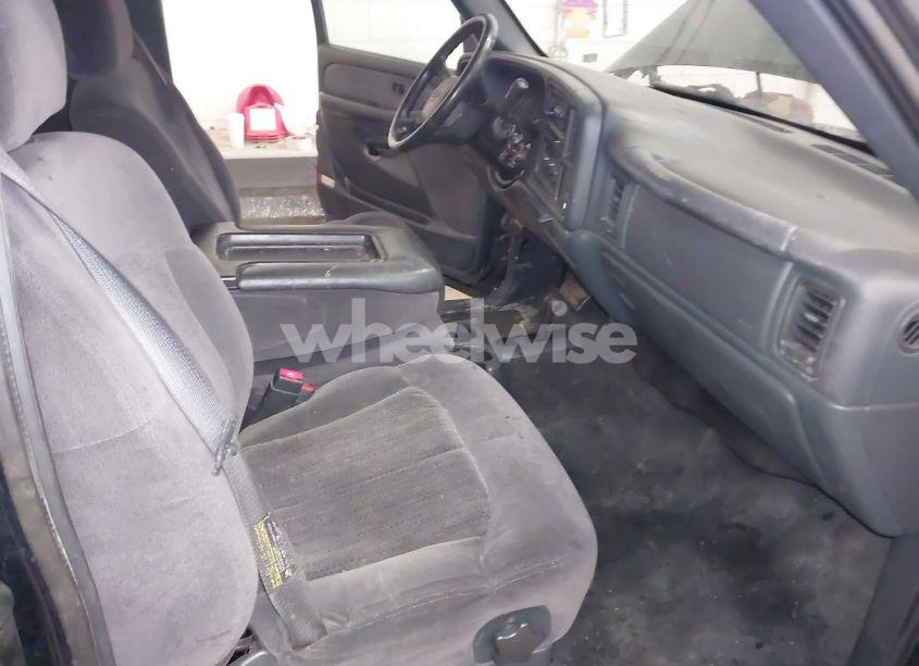 Photo 5 of 2002 Chevrolet Silverado 1500 LS (VIN 1GCEK19T12E239193)