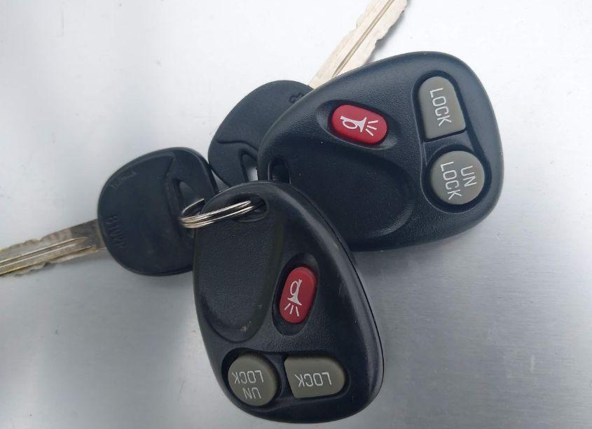 Photo 11 of 2002 Chevrolet Silverado 1500 LT (VIN 1GCEK19T12Z258139)