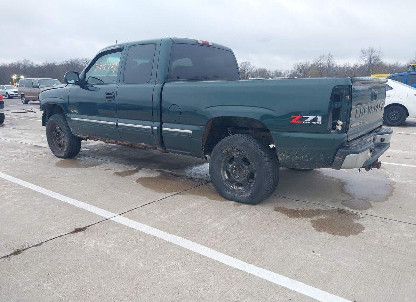Photo 3 of 2002 Chevrolet Silverado 1500 LT (VIN 1GCEK19T12Z258139)