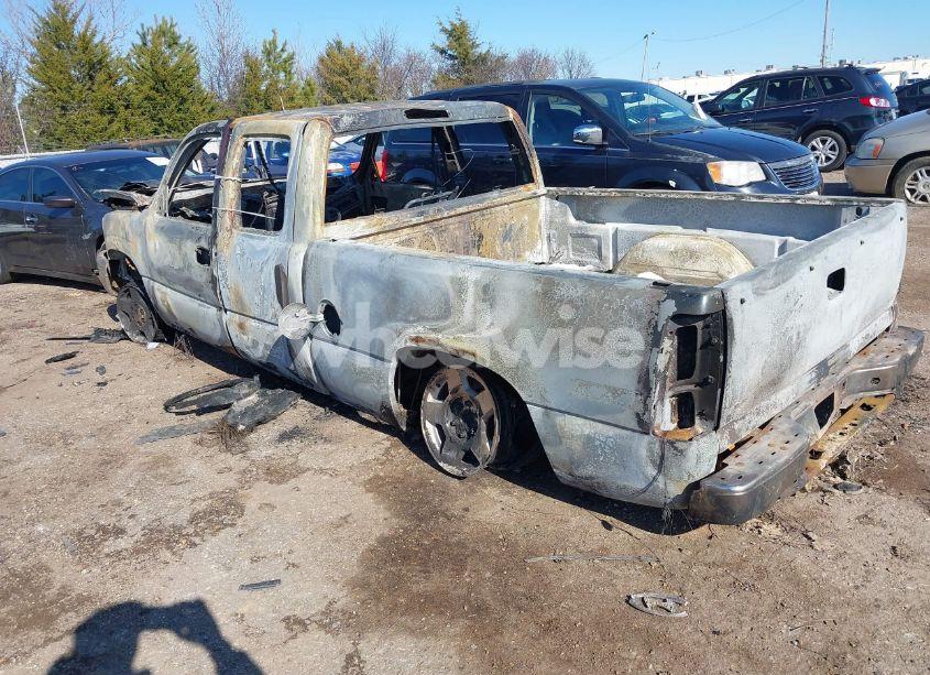 Photo 3 of 2003 Chevrolet Silverado 1500 LS (VIN 1GCEK19T13E180339)