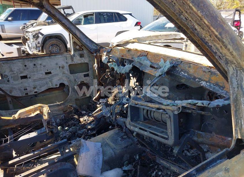 Photo 5 of 2003 Chevrolet Silverado 1500 LS (VIN 1GCEK19T13E180339)