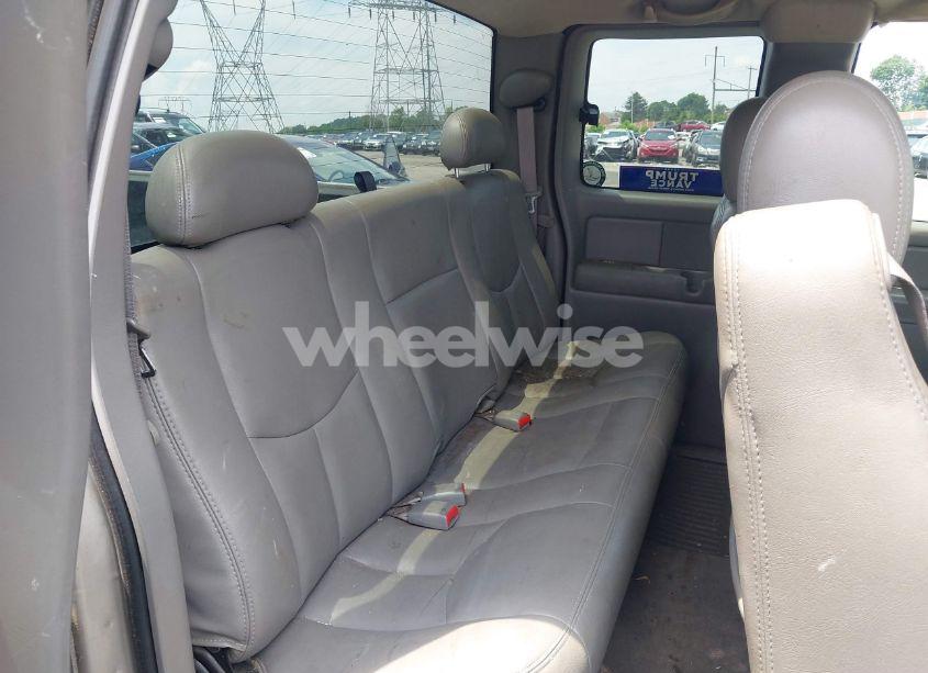 Photo 8 of 2004 Chevrolet Silverado 1500 LT (VIN 1GCEK19T14E284346)