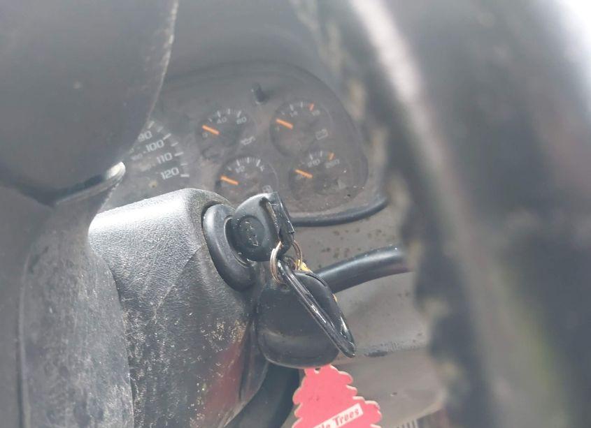 Photo 11 of 2005 Chevrolet Silverado 1500 LT (VIN 1GCEK19T15E201080)