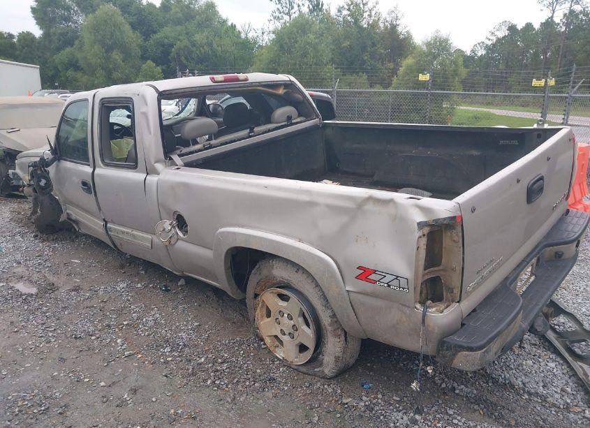 Photo 3 of 2005 Chevrolet Silverado 1500 LT (VIN 1GCEK19T15E201080)