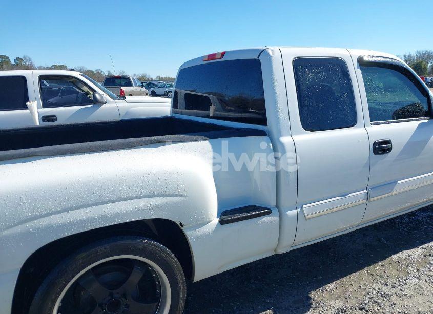 Photo 6 of 2005 Chevrolet Silverado 1500 LS (VIN 1GCEK19T15Z209544)