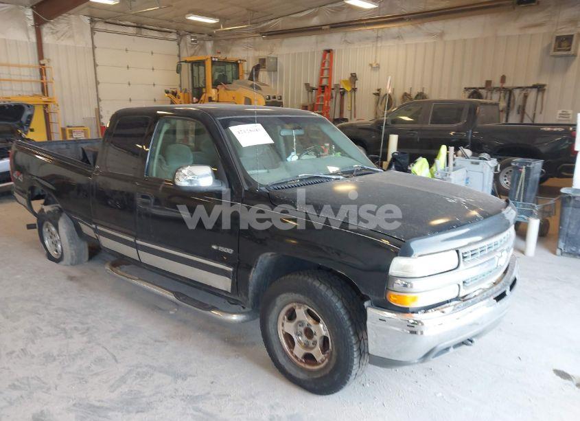 1999 Chevrolet Silverado 1500 LS (VIN 1GCEK19T1XE163661) main photo
