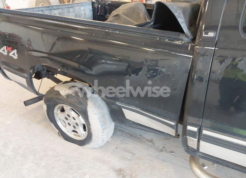 Photo 6 of 1999 Chevrolet Silverado 1500 LS (VIN 1GCEK19T1XE163661)