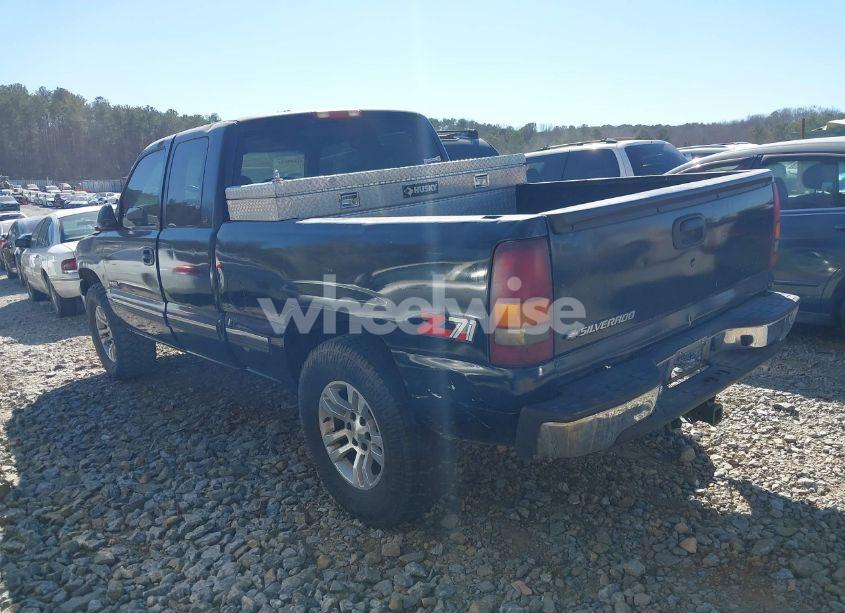 Photo 3 of 2000 Chevrolet Silverado 1500 LT (VIN 1GCEK19T1YE109925)