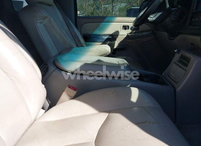 Photo 5 of 2000 Chevrolet Silverado 1500 LT (VIN 1GCEK19T1YE109925)