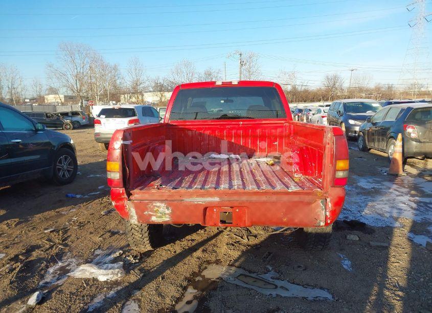 Photo 16 of 2000 Chevrolet Silverado 1500 LS (VIN 1GCEK19T1YE270422)
