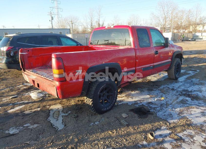 Photo 4 of 2000 Chevrolet Silverado 1500 LS (VIN 1GCEK19T1YE270422)