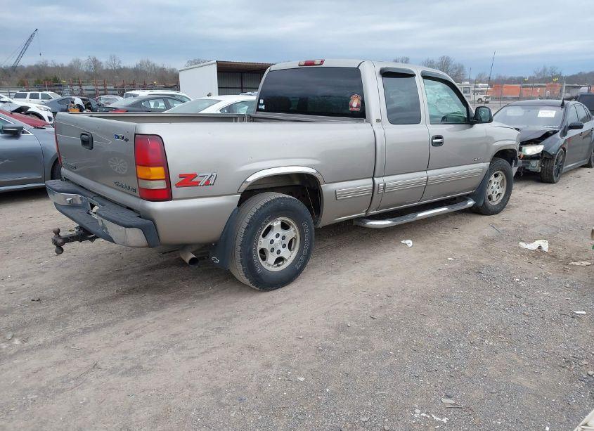 Photo 4 of 2000 Chevrolet Silverado 1500 LT (VIN 1GCEK19T1YE284918)