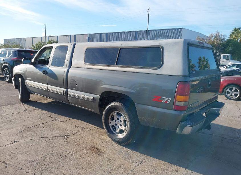 Photo 3 of 2000 Chevrolet Silverado 1500 LS (VIN 1GCEK19T1YE306612)