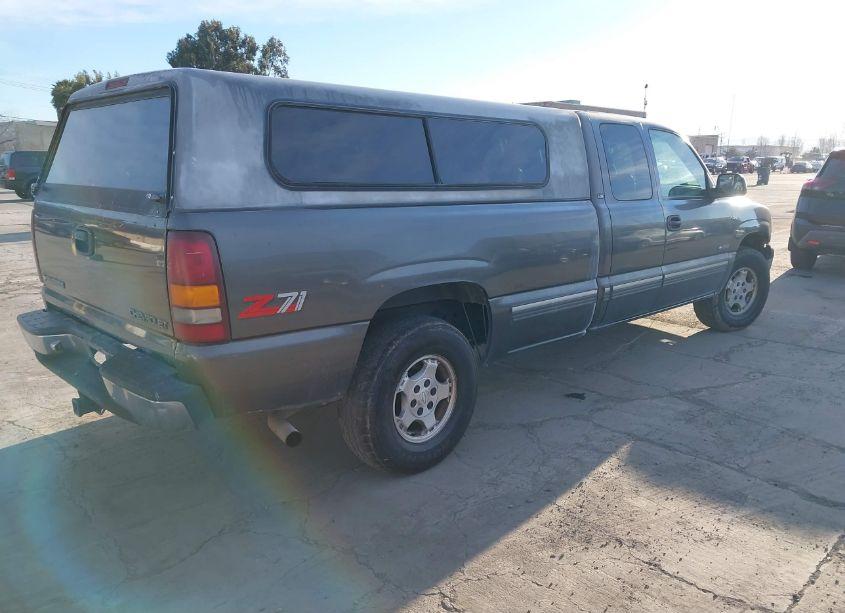 Photo 4 of 2000 Chevrolet Silverado 1500 LS (VIN 1GCEK19T1YE306612)
