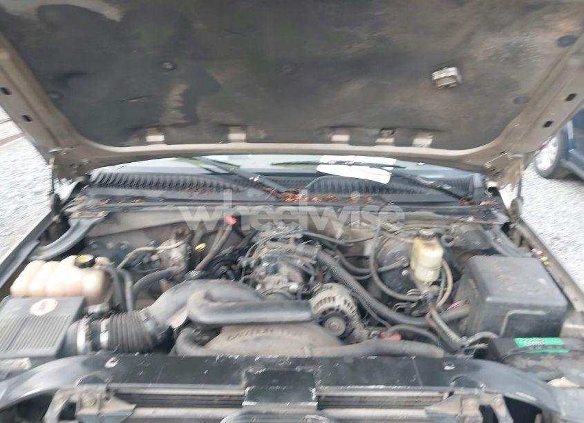 Photo 10 of 1999 Chevrolet Silverado 1500 LT (VIN 1GCEK19T2XE143807)