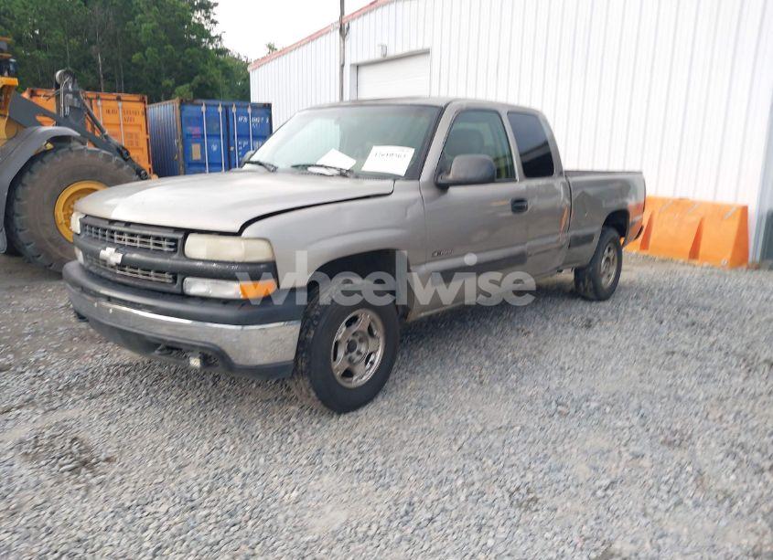 Photo 2 of 1999 Chevrolet Silverado 1500 LT (VIN 1GCEK19T2XE143807)