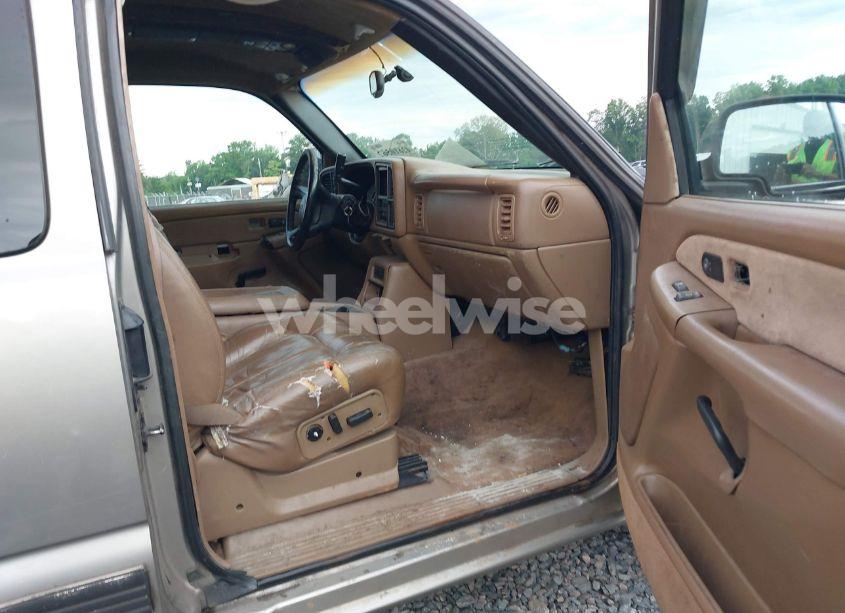 Photo 5 of 1999 Chevrolet Silverado 1500 LT (VIN 1GCEK19T2XE143807)