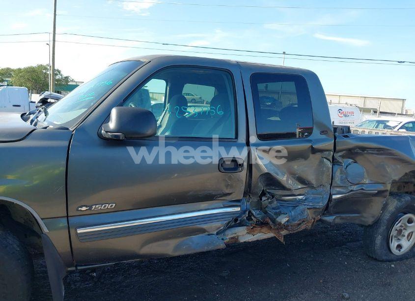 Photo 6 of 2000 Chevrolet Silverado 1500 LS (VIN 1GCEK19T2YE167185)
