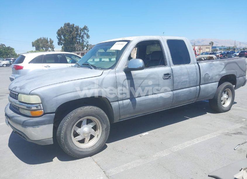 Photo 2 of 2001 Chevrolet Silverado 1500 LT (VIN 1GCEK19T31E123573)