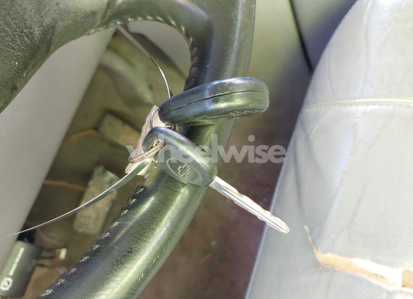 Photo 11 of 2001 Chevrolet Silverado 1500 LT (VIN 1GCEK19T31E158582)