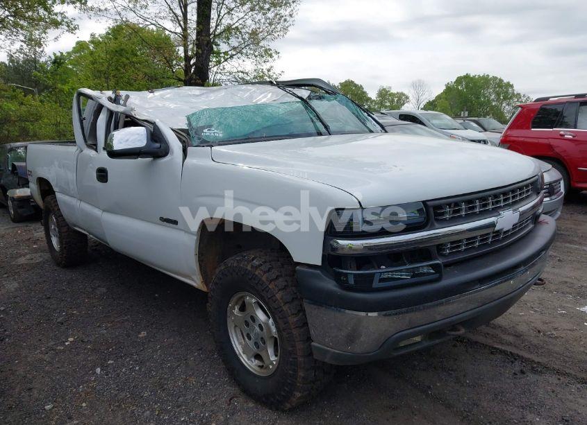 2001 Chevrolet Silverado 1500 LS (VIN 1GCEK19T31Z103817) main photo