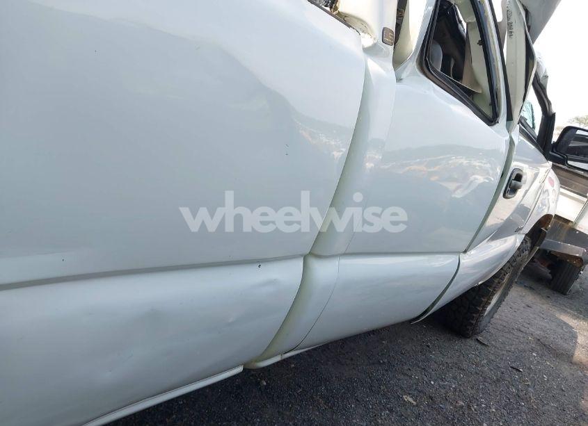 Photo 14 of 2001 Chevrolet Silverado 1500 LS (VIN 1GCEK19T31Z103817)