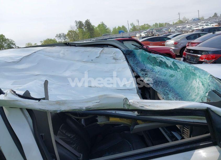 Photo 15 of 2001 Chevrolet Silverado 1500 LS (VIN 1GCEK19T31Z103817)