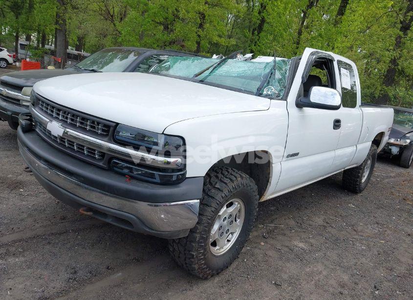 Photo 2 of 2001 Chevrolet Silverado 1500 LS (VIN 1GCEK19T31Z103817)