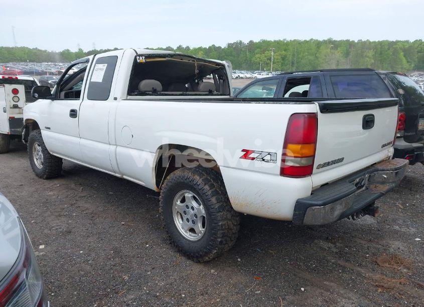 Photo 3 of 2001 Chevrolet Silverado 1500 LS (VIN 1GCEK19T31Z103817)