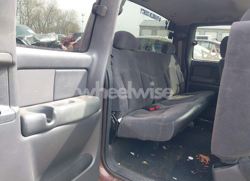 Photo 8 of 2002 Chevrolet Silverado 1500 LS (VIN 1GCEK19T32E191759)