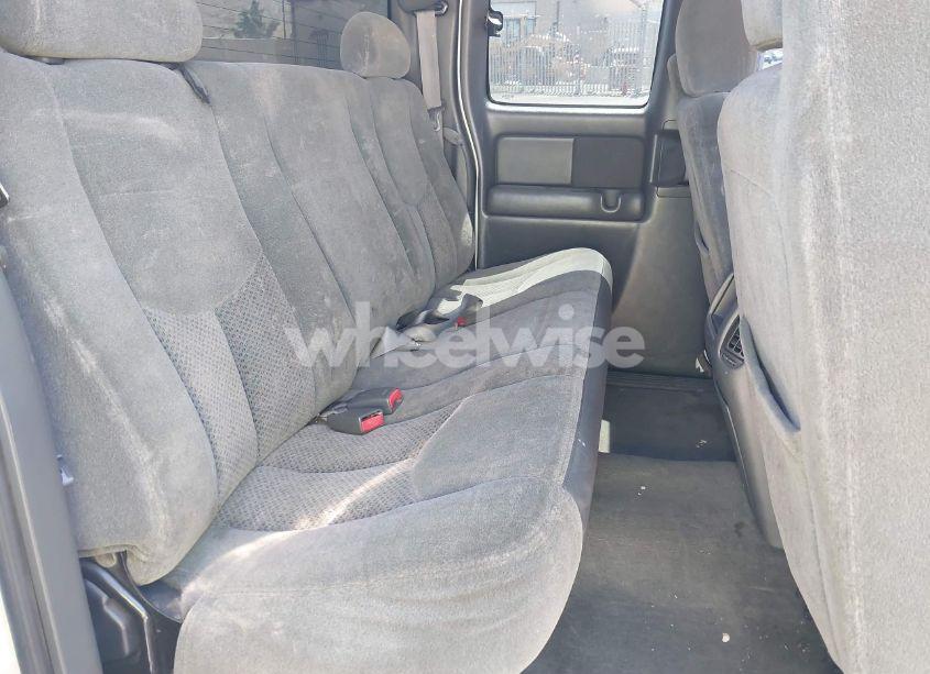 Photo 8 of 2003 Chevrolet Silverado 1500 LS (VIN 1GCEK19T33E196431)