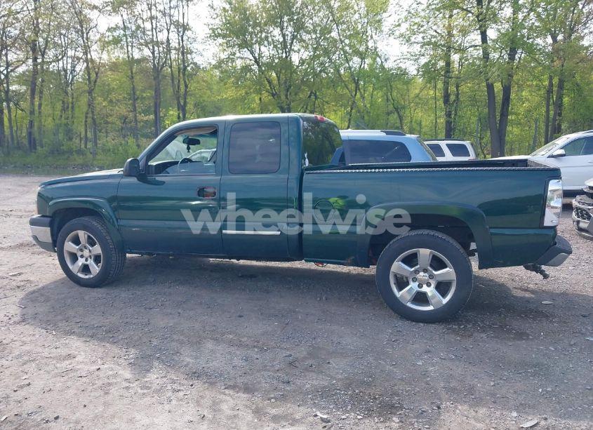 Photo 14 of 2003 Chevrolet Silverado K1500 (VIN 1GCEK19T33E219738)