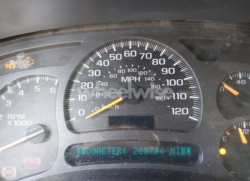 Photo 15 of 2003 Chevrolet Silverado K1500 (VIN 1GCEK19T33E219738)