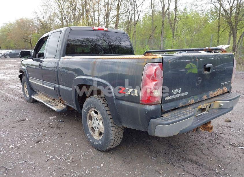 Photo 3 of 2003 Chevrolet Silverado 1500 LS (VIN 1GCEK19T33E303171)